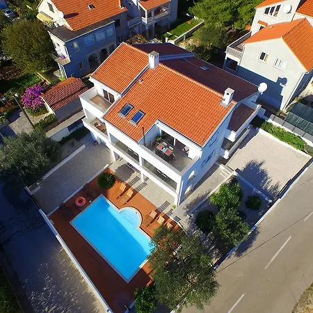 Villa Nodi Apartment *